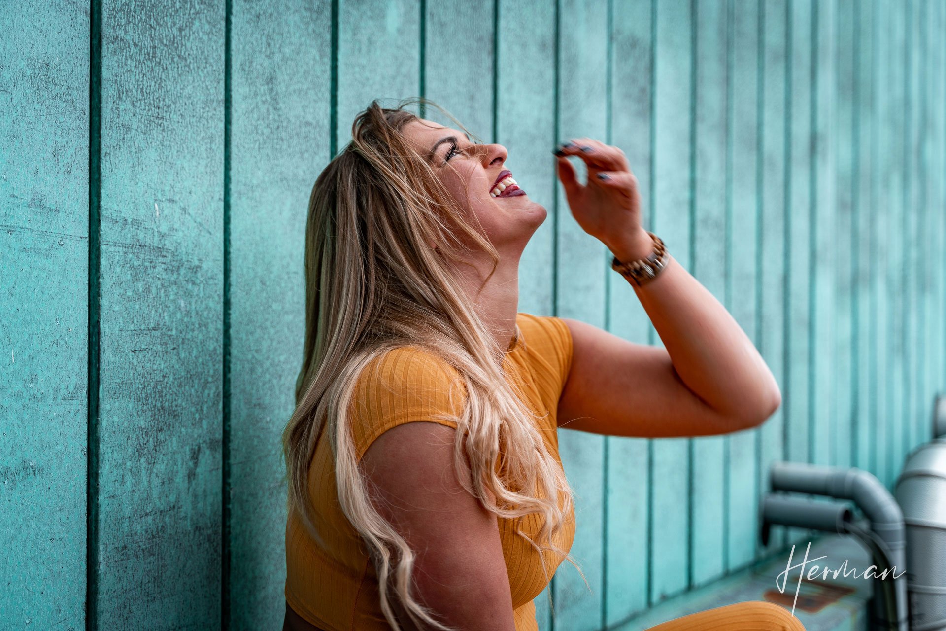 Portret fotoshoot met Klaartje - Op het dak van het Groot Handelsgebouw in Rotterdam