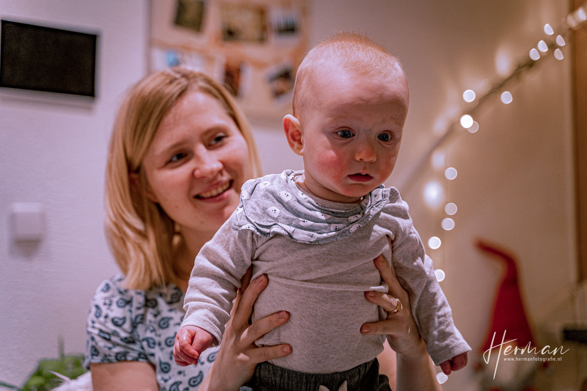 Lifestyle fotoshoot - Baby zet eerste stapjes in Dordrecht - Herman Fotografie